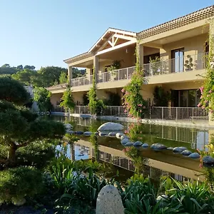 Maison Du Apartment