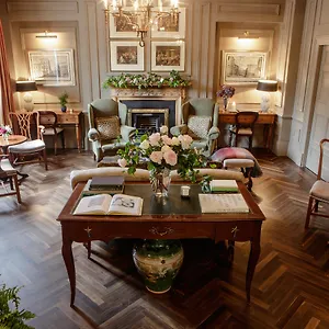 https://pembroke-townhouse.dublin-hotelsweb.com